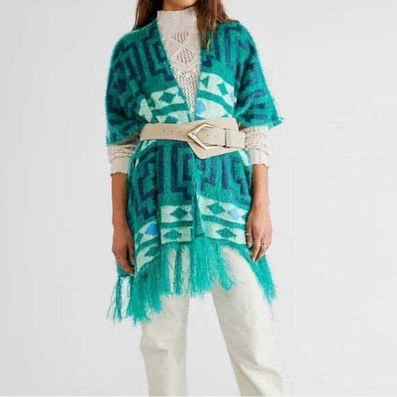 Free People Diamondback Cozy Sweater Kimono Poncho Emerald Green Aztec, one size - Picture 3 of 5